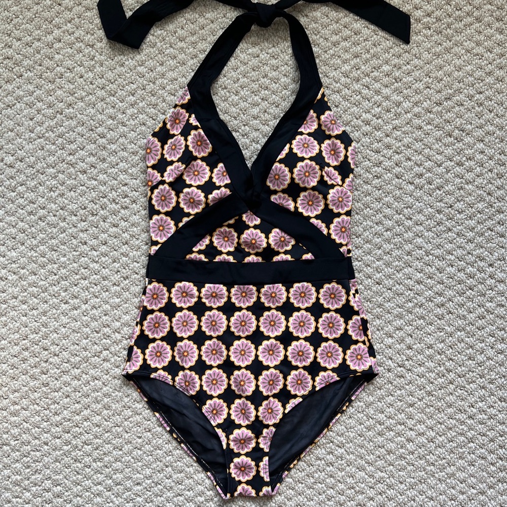 NEW! Boden Size 10L One Piece Floral Swim Suit.